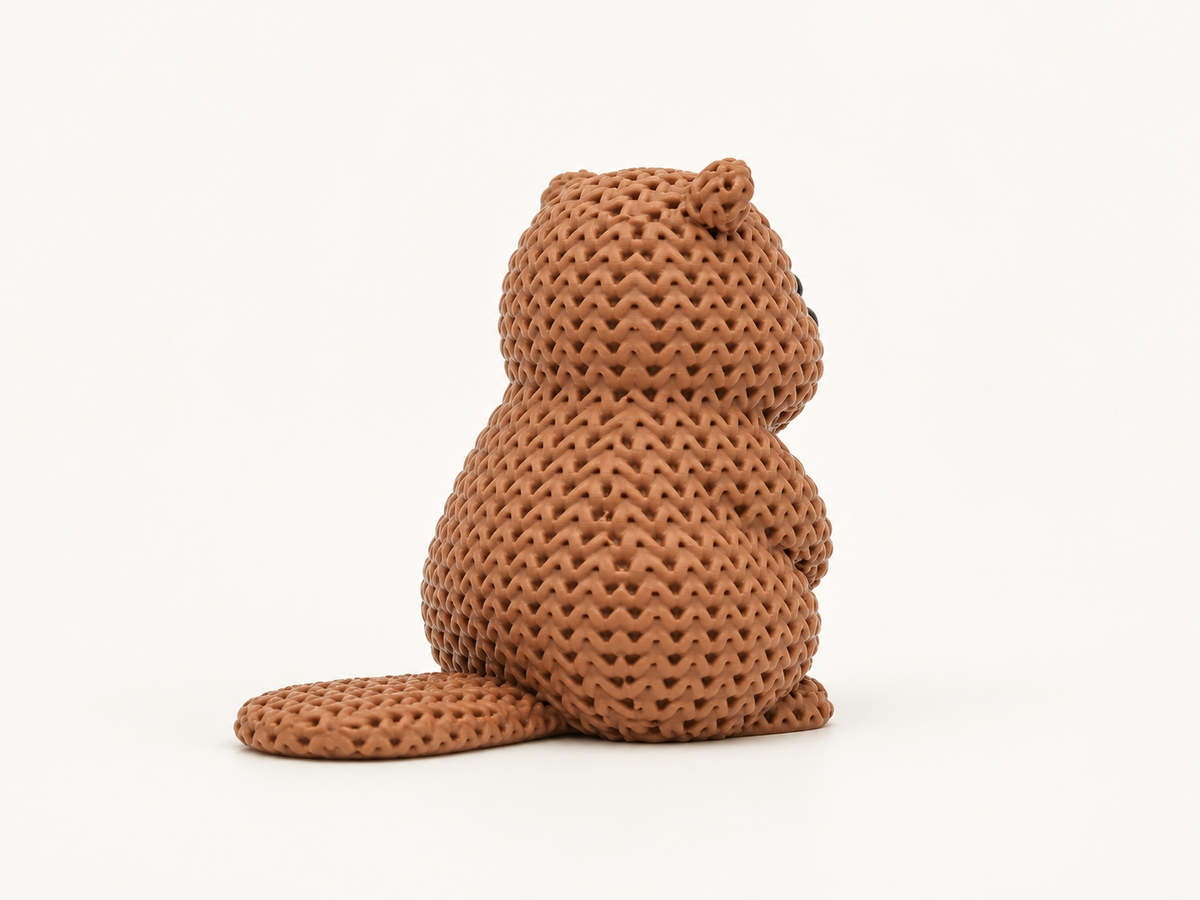 Benny the beaver — studio product image, view 3
